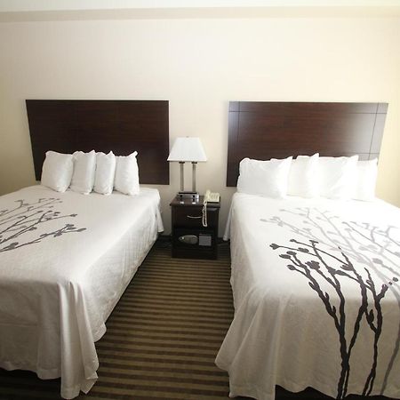 Bowman Inn And Suites Экстерьер фото