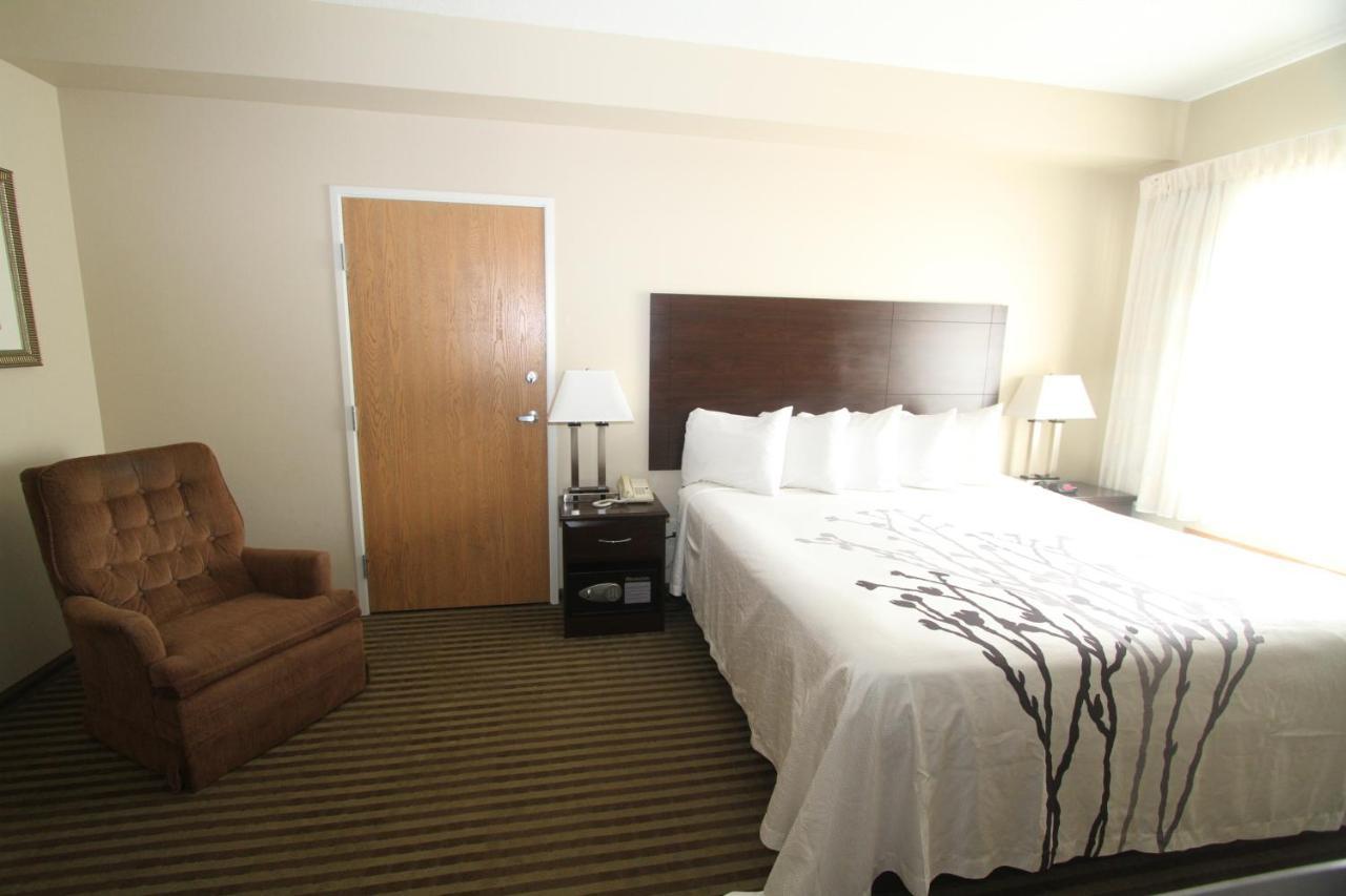 Bowman Inn And Suites Экстерьер фото