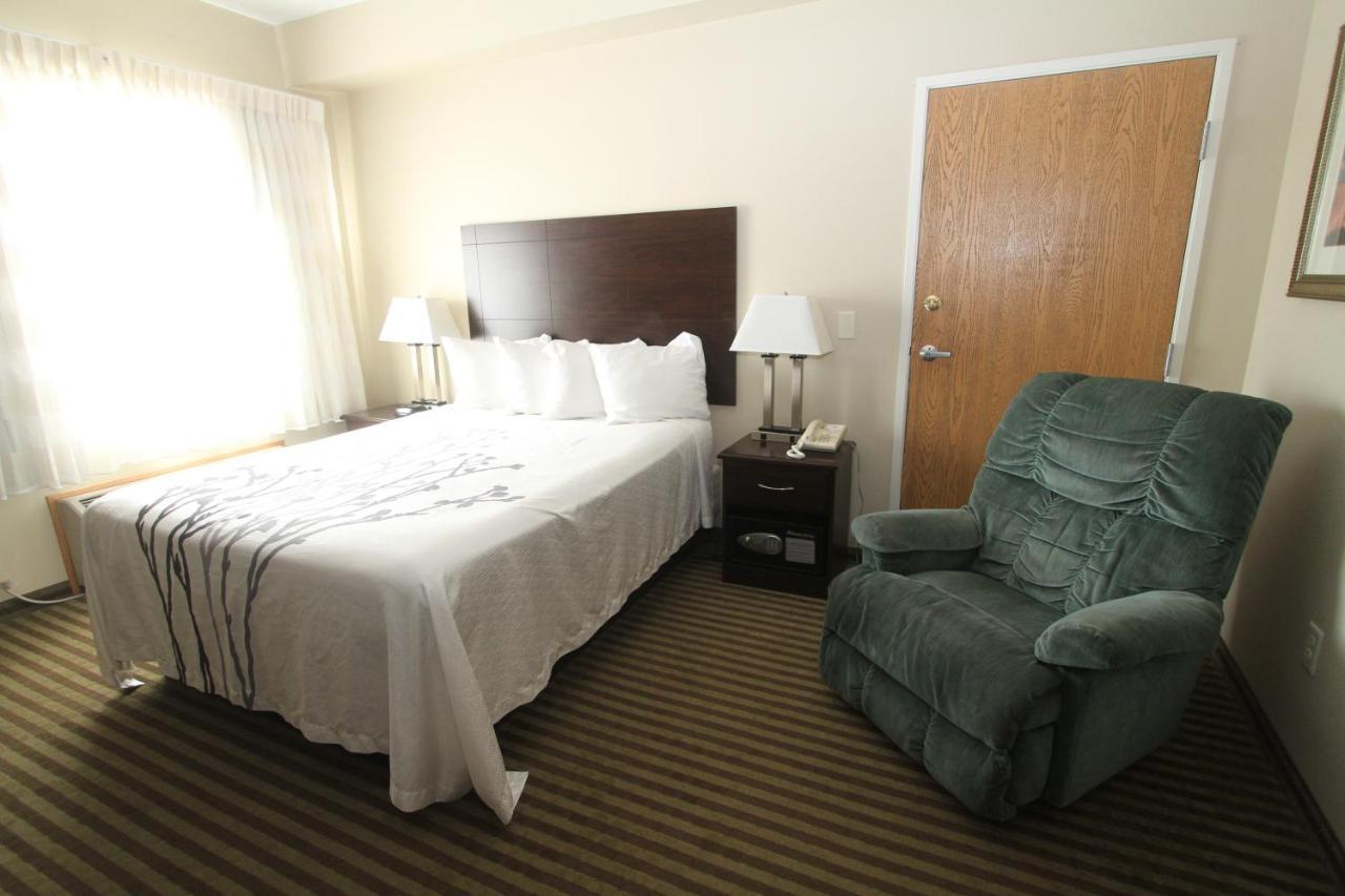 Bowman Inn And Suites Экстерьер фото