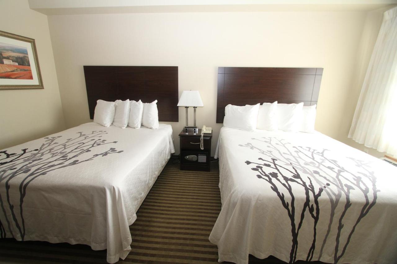 Bowman Inn And Suites Экстерьер фото
